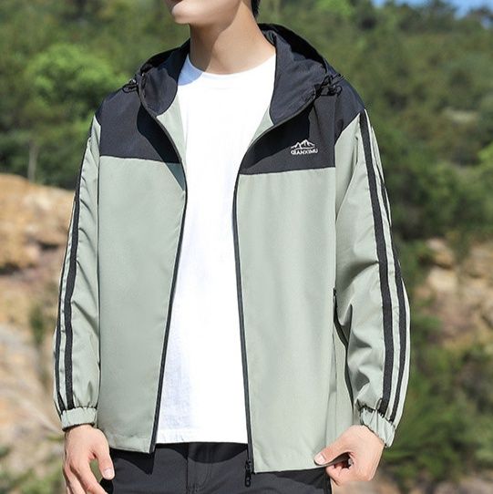 トラックジャケット 山岳風配色切り替えフード付きトラックジャケット