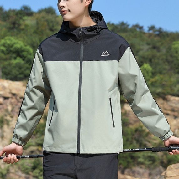 トラックジャケット 山岳風配色切り替えフード付きトラックジャケット