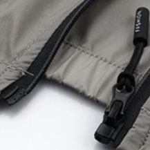 トラックジャケット 軽量防風フード付きナイロントラックジャケット