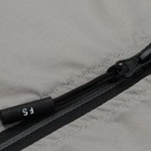 トラックジャケット 軽量防風フード付きナイロントラックジャケット