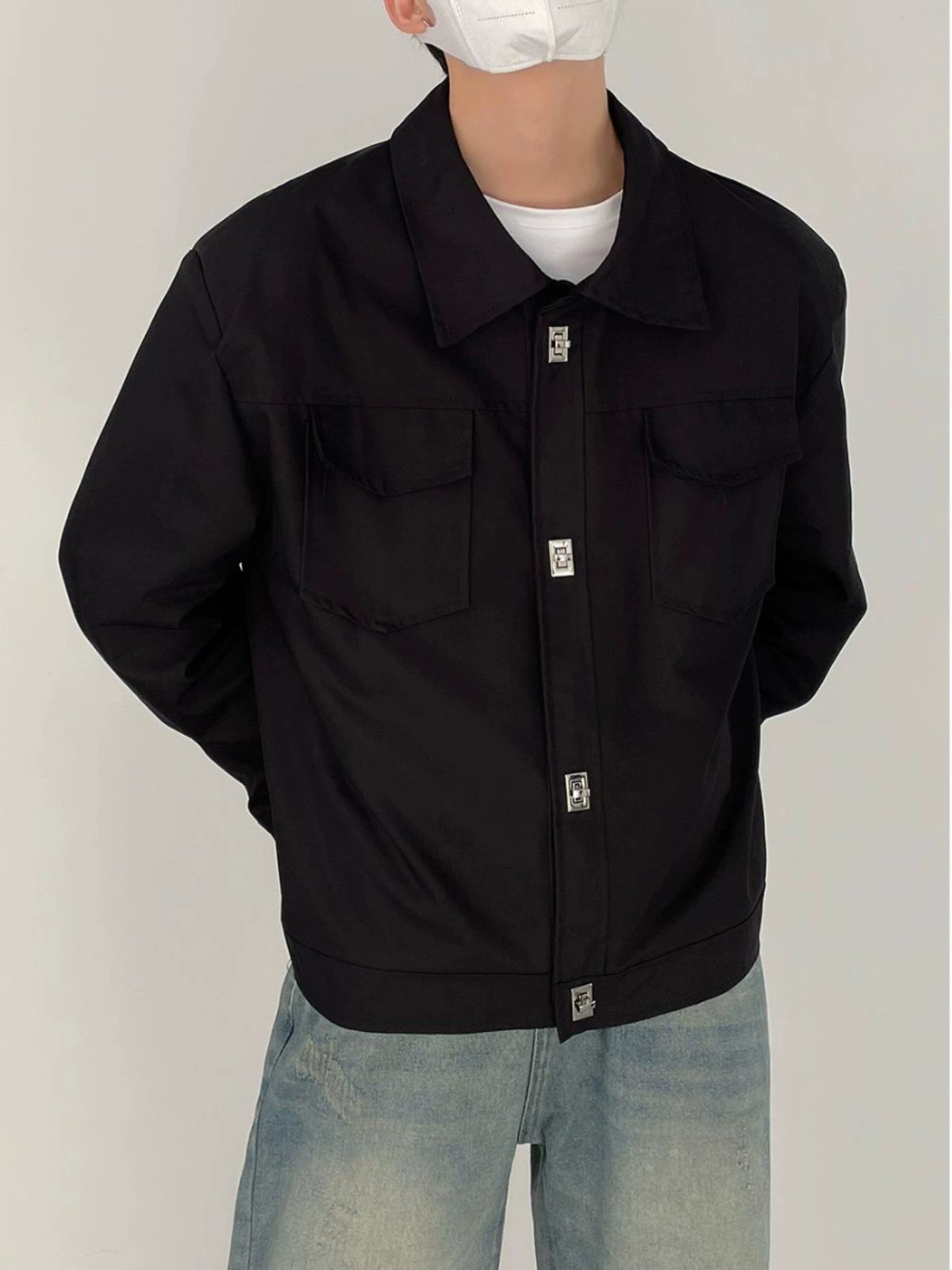 トラックジャケット 襟付き四つポケット軽量ナイロンジャケット