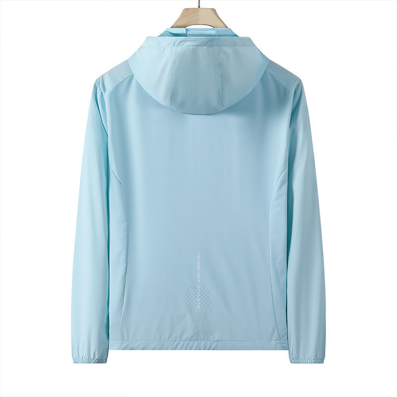 トラックジャケット 軽量防風フード付きトラックジャケット