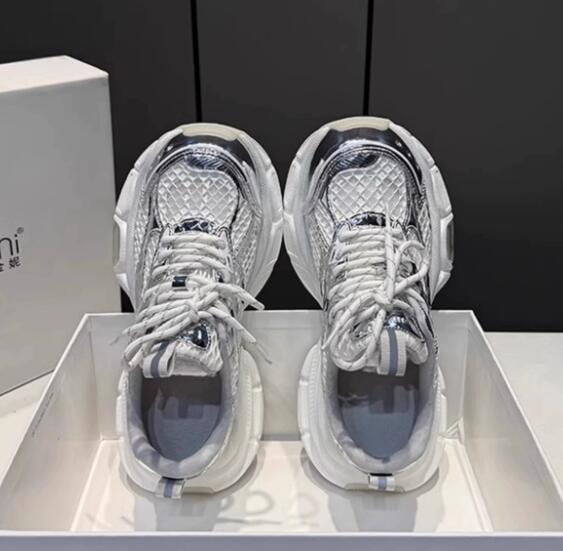 トレイルランニングシューズ レディース メッシュ トレイル運動靴 通気性抜群 紐靴