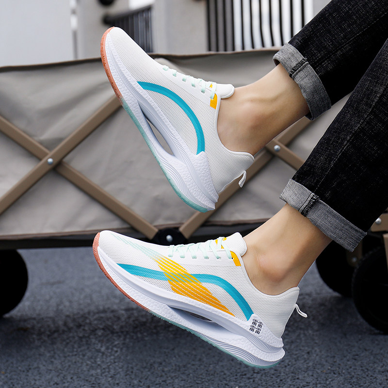 トレイルランニングシューズ 軽量通気性エアクッション搭載レディース運動靴