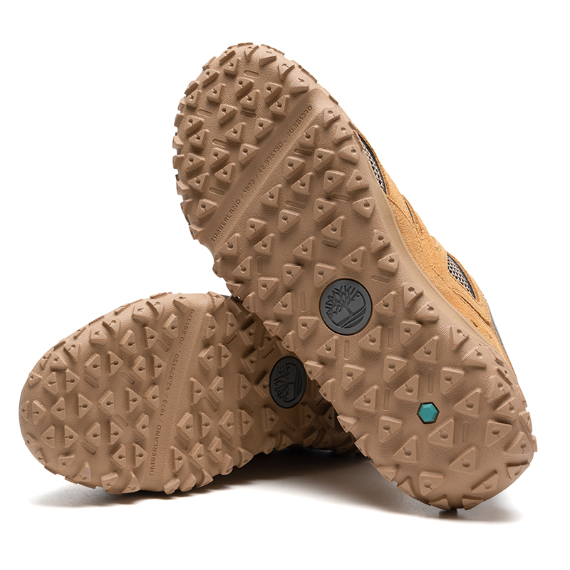 https://fulmo-img-server.com/trail-shoes/0f6d16ac-a79d-42e9-acf4-83d327e754dd.jpg
