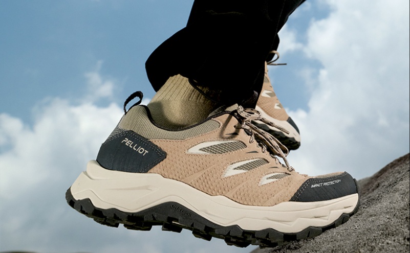 https://fulmo-img-server.com/trail-shoes/1741695024481_9xp8ry6f_xy0xl8tu.jpeg