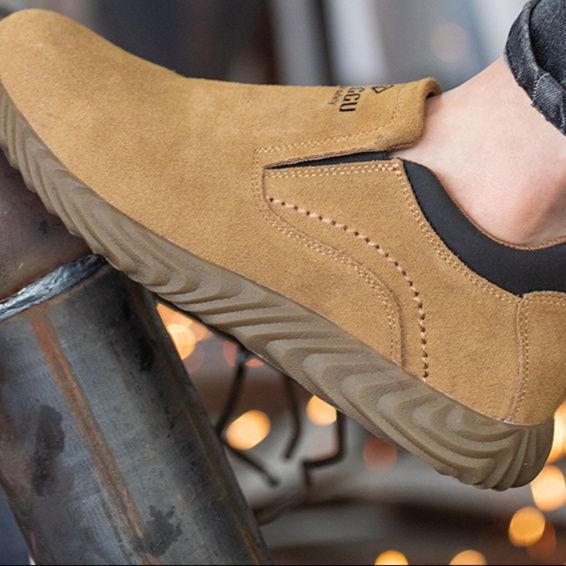 https://fulmo-img-server.com/trail-shoes/1758895241599_992yoe7h_s1b83547.jpeg