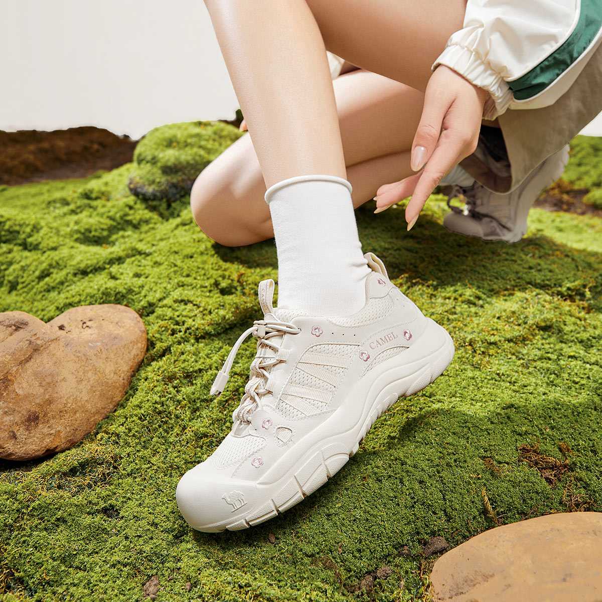 山道を軽やかに走れる！グリップ力抜群のトレイル靴おすすめランニングシューズ25選