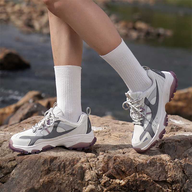 山への冒険心が加速する！トレールランニングにおすすめの靴10選