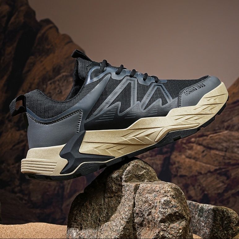 トレイルランニングシューズ 山岳走行対応高機能メンズトレイルランニングシューズ