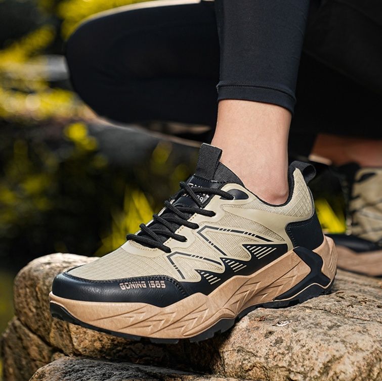 トレイルランニングシューズ 山岳走行対応高機能メンズトレイルランニングシューズ