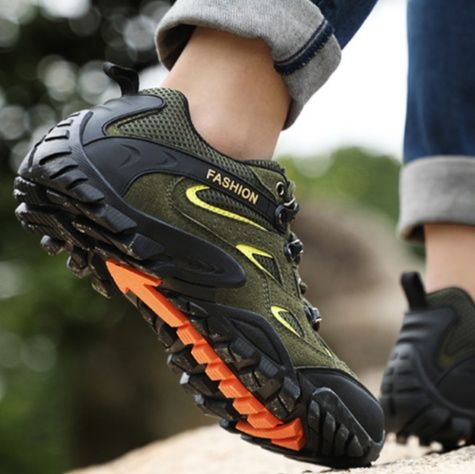 トレイルランニングシューズ 山岳対応多機能滑り止めメンズランニングシューズ