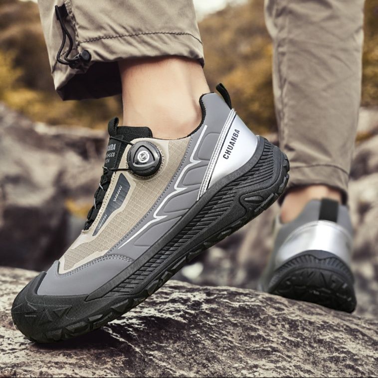 トレイルランニングシューズ 山岳地形対応回転式締め付け機構搭載メンズトレイルシューズ