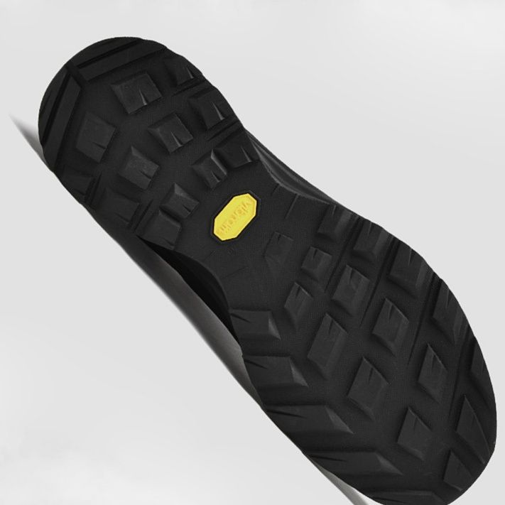 トレイルランニングシューズ 全地形対応軽量メンズトレイルランニングシューズ