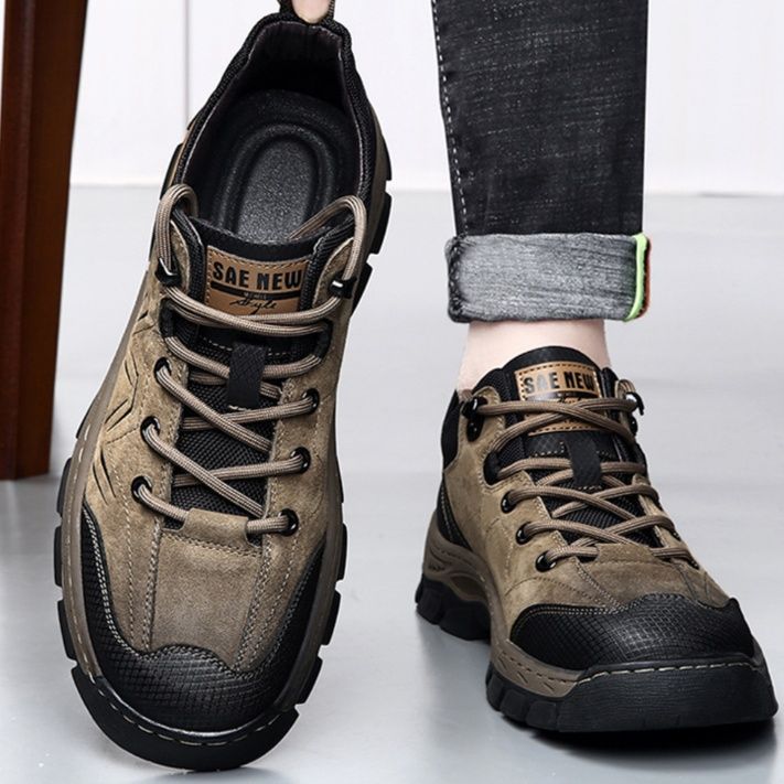 トレイルランニングシューズ 山野駆け抜ける軽量メンズトレイルシューズ