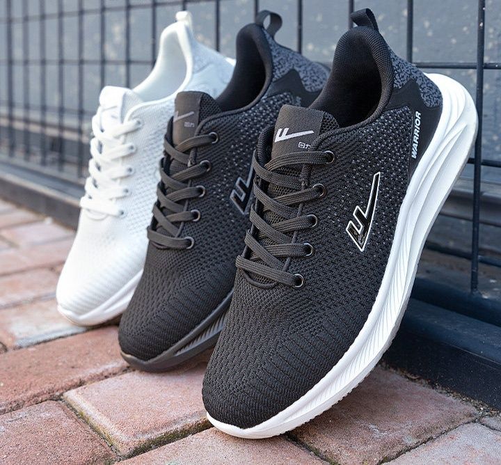 トレイルランニングシューズ エアクッション搭載軽量通気性メッシュメンズトレイルランニングシューズ