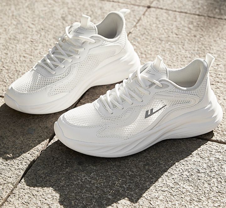 トレイルランニングシューズ エアクッション搭載軽量メッシュメンズトレイルランニングシューズ