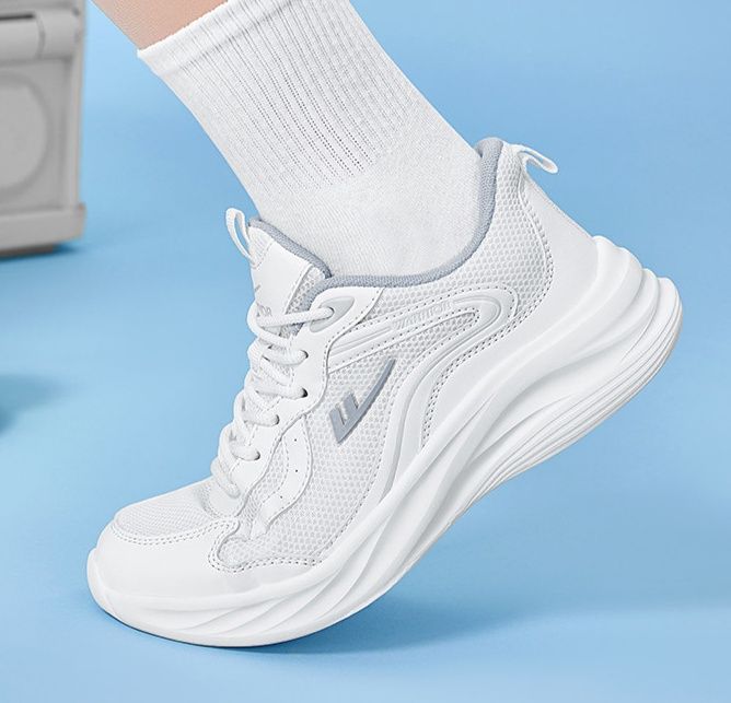 トレイルランニングシューズ エアクッション搭載軽量メッシュメンズトレイルランニングシューズ