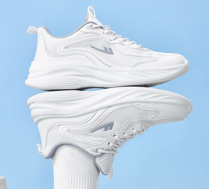 トレイルランニングシューズ エアクッション搭載軽量メッシュメンズトレイルランニングシューズ