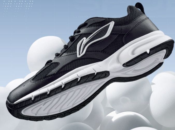 トレイルランニングシューズ 軽量通気性メッシュ山道対応メンズ運動靴