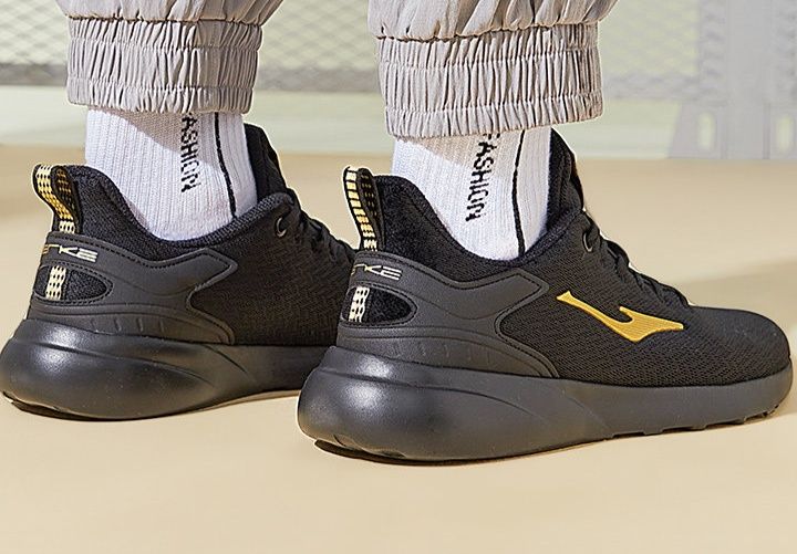 トレイルランニングシューズ 悪路対応 防滑 軽量 メンズトレランシューズ