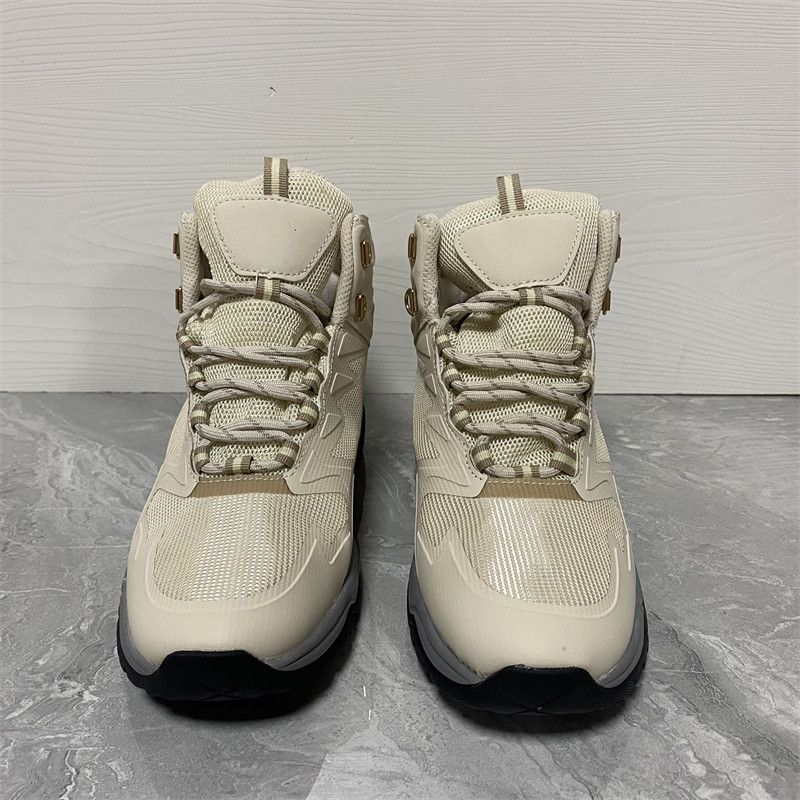 トレイルランニングシューズ 山道対応ミッドカット防水トレッキングシューズ