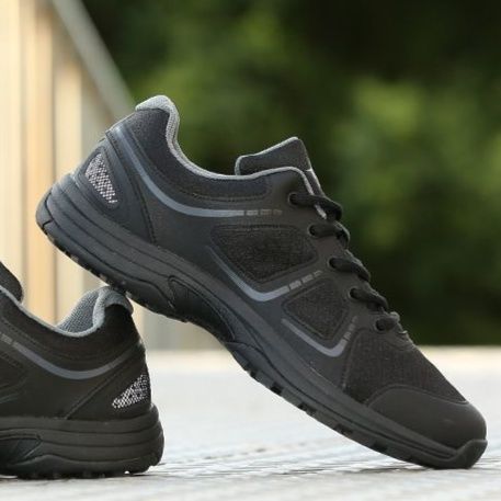 トレイルランニングシューズ メンズ軽量通気性トレイルランニングシューズ