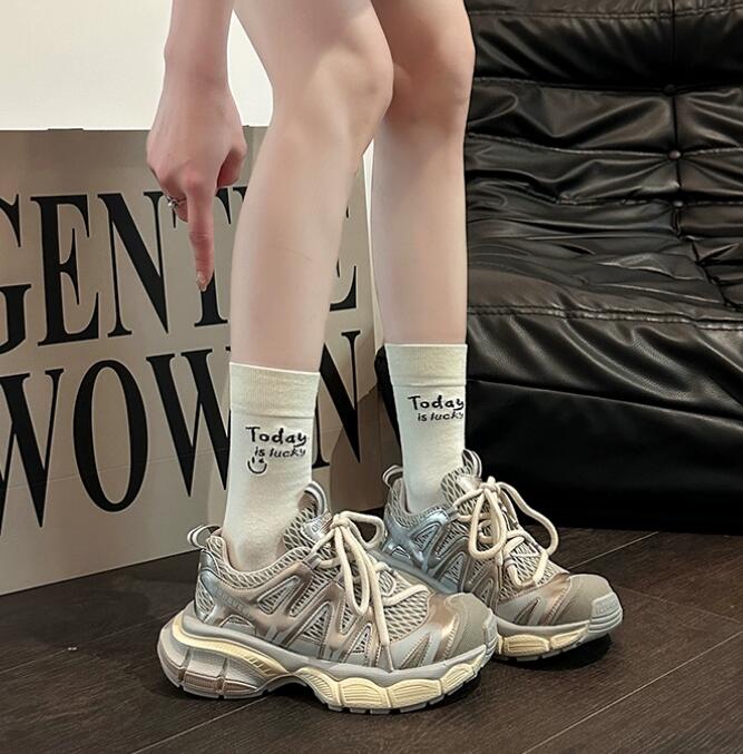 トレイルランニングシューズ レディース厚底メッシュ運動靴トレイル仕様