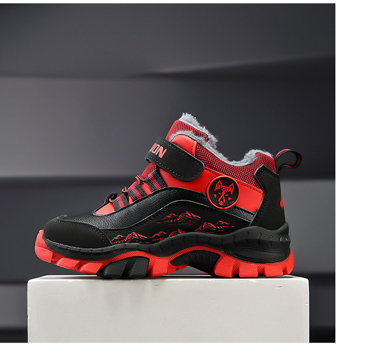 トレイルランニングシューズ 厚底クッション搭載レディース山岳走行用運動靴