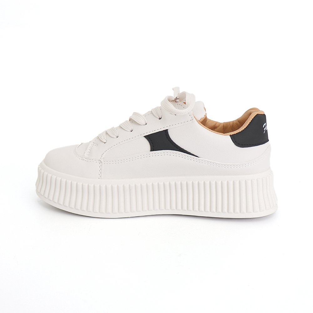 トレイルランニングシューズ レディース厚底運動靴 韓国風歩きやすい軽量