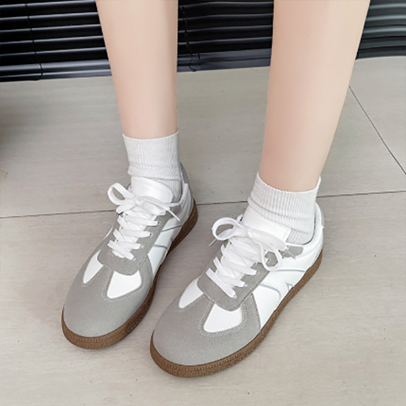 トレイルランニングシューズ レディース配色運動靴 復古風美脚効果 軽量歩きやすい靴