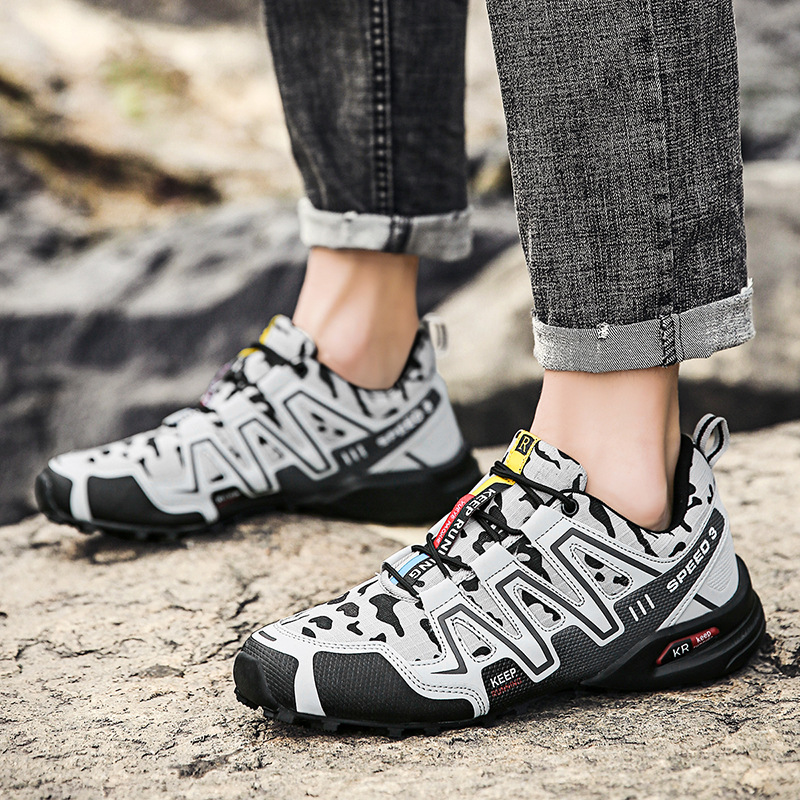https://fulmo-img-server.com/trail-shoes/59fe30f3-e47f-4f43-b11e-f13c6dc7be40.jpg