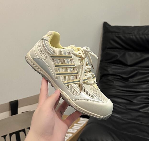 トレイルランニングシューズ レディース厚底運動靴 通気性抜群 外出用トレイル靴