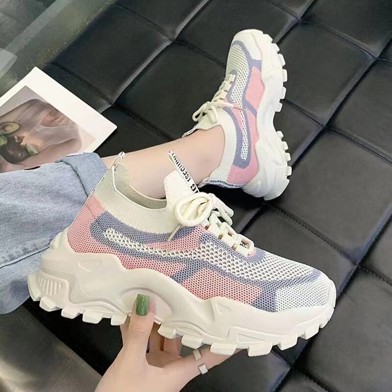 トレイルランニングシューズ 厚底メッシュ通気性抜群トレイルランニングシューズ