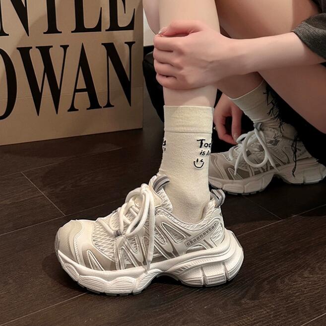 トレイルランニングシューズ レディース厚底メッシュ運動靴トレイル仕様