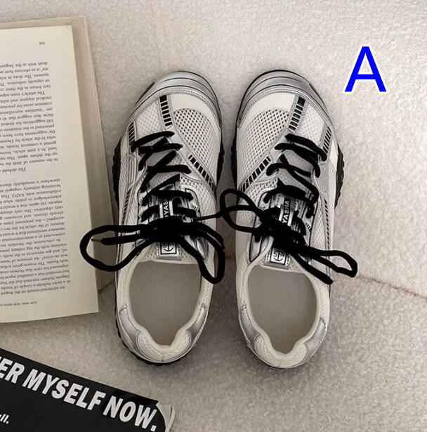 トレイルランニングシューズ レディース 運動靴 履きやすい軽量山道用靴