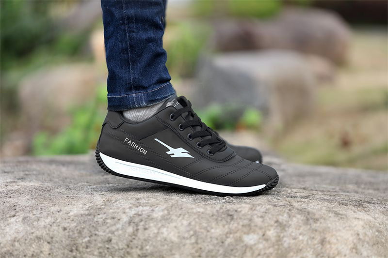 https://fulmo-img-server.com/trail-shoes/73fa3a98-1a25-4929-91df-893a321fac8e.jpg