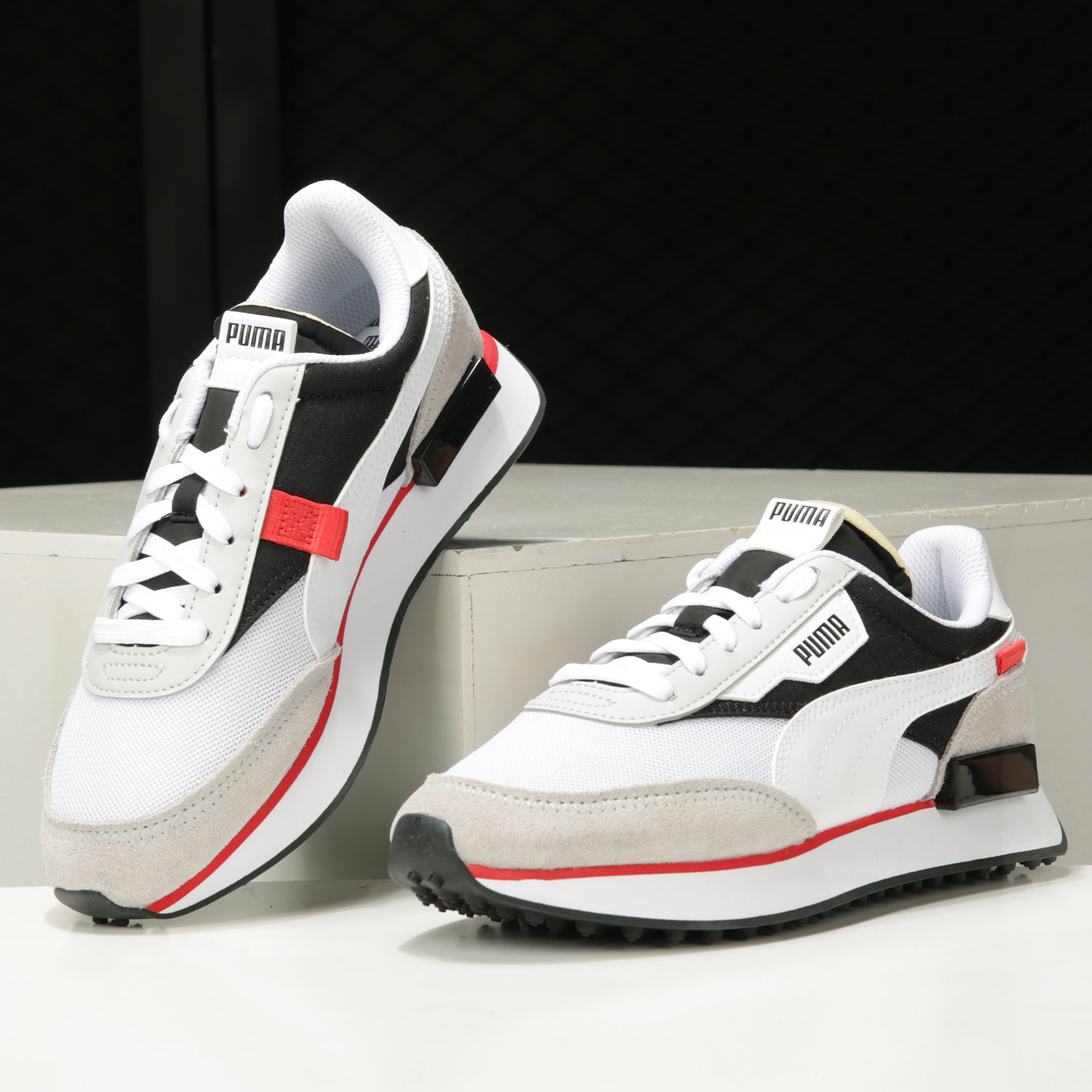 https://fulmo-img-server.com/trail-shoes/7b260a0b-b3b8-422e-bc4b-821a8b1a7396.jpg