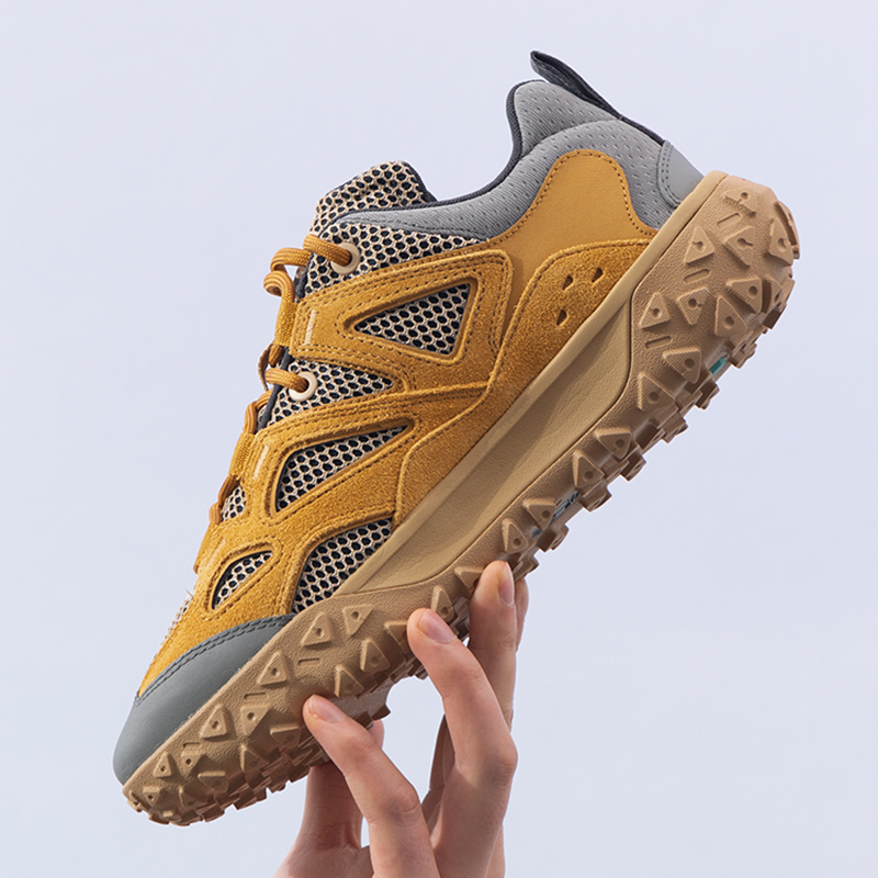 https://fulmo-img-server.com/trail-shoes/96425339-88ac-4802-a4f6-07a46ea307c4.jpg
