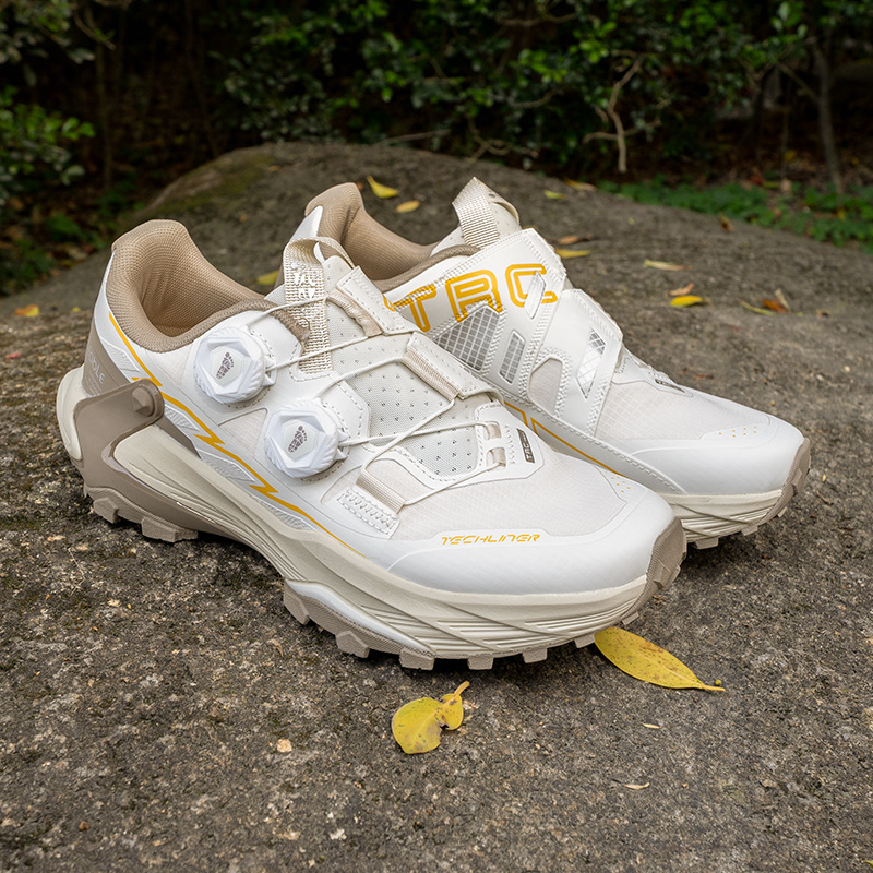 トレイルランニングシューズ クイックシューレース仕様本格山岳走行用シューズ