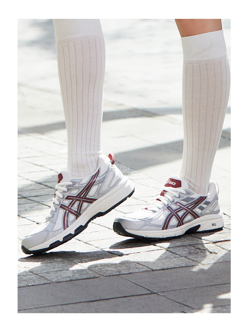 https://fulmo-img-server.com/trail-shoes/ab0dcab8-7737-4cfd-be8d-7d653da64a92.jpg