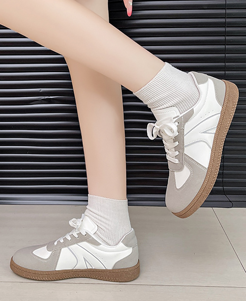 トレイルランニングシューズ レディース配色運動靴 復古風美脚効果 軽量歩きやすい靴