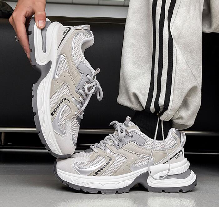 トレイルランニングシューズ メンズ厚底メッシュ運動靴 トレイル対応スニーカー