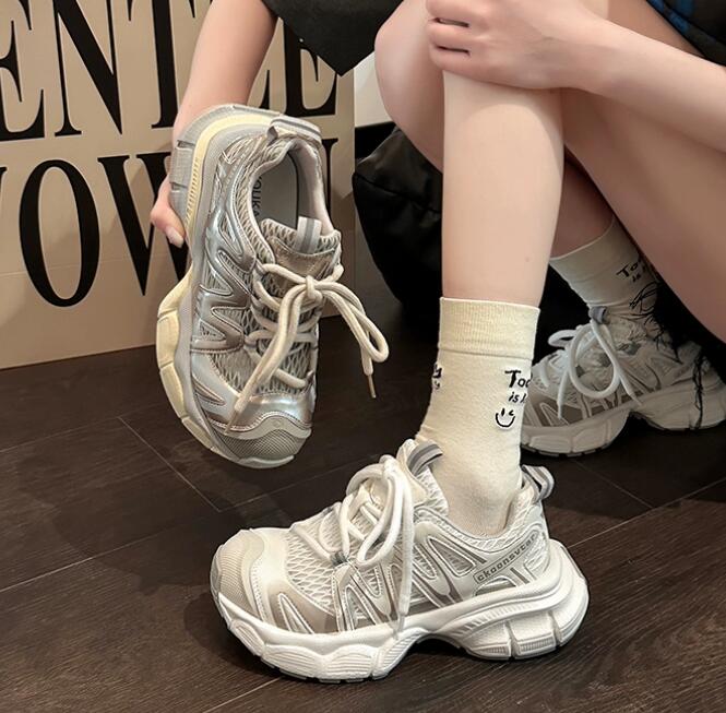 トレイルランニングシューズ レディース厚底メッシュ運動靴トレイル仕様