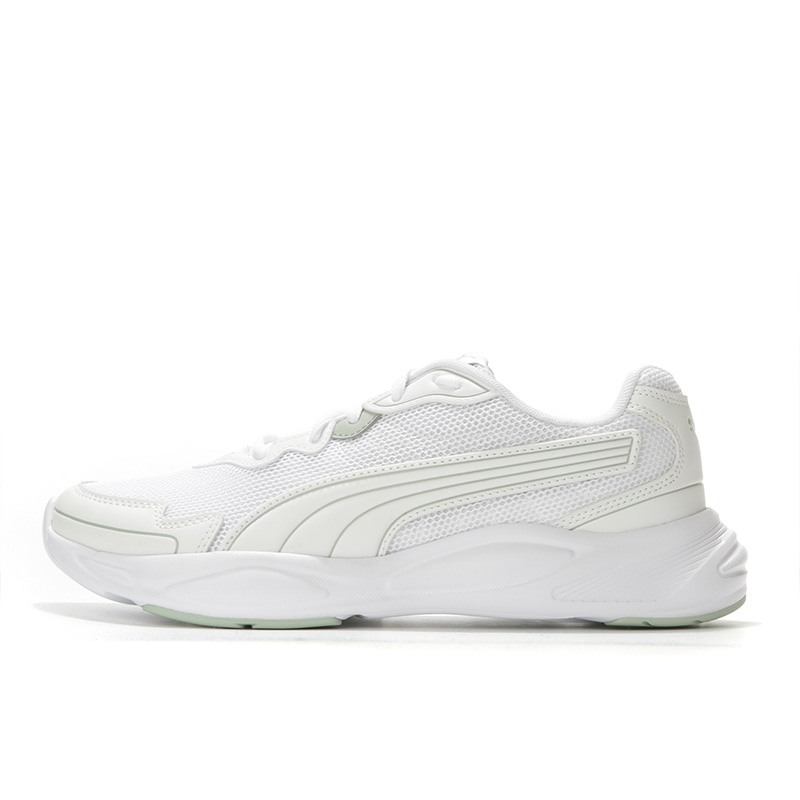 https://fulmo-img-server.com/trail-shoes/be653d47-5031-4930-8d99-83da7fa827a5.jpg