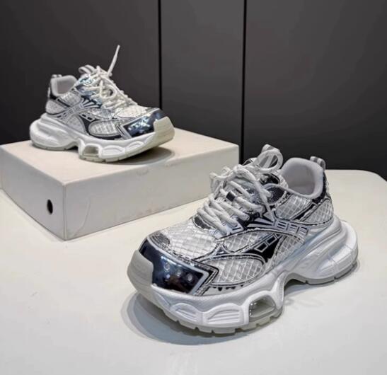 トレイルランニングシューズ レディース メッシュ トレイル運動靴 通気性抜群 紐靴