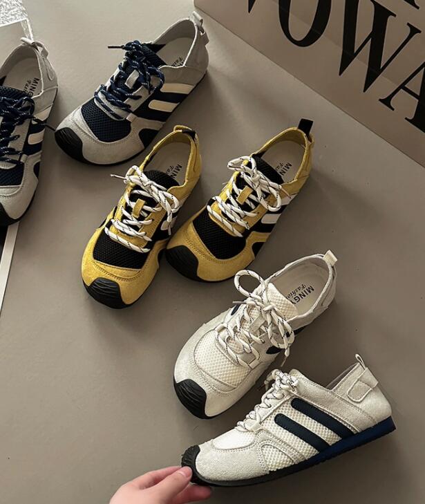 トレイルランニングシューズ メンズ運動靴 透湿網目素材 様々な服装に合う靴