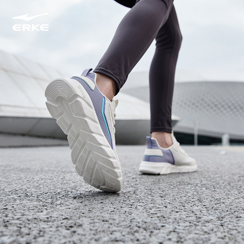 トレイルランニングシューズ 軽量通気性メッシュレディース向けトレイルランニングシューズ