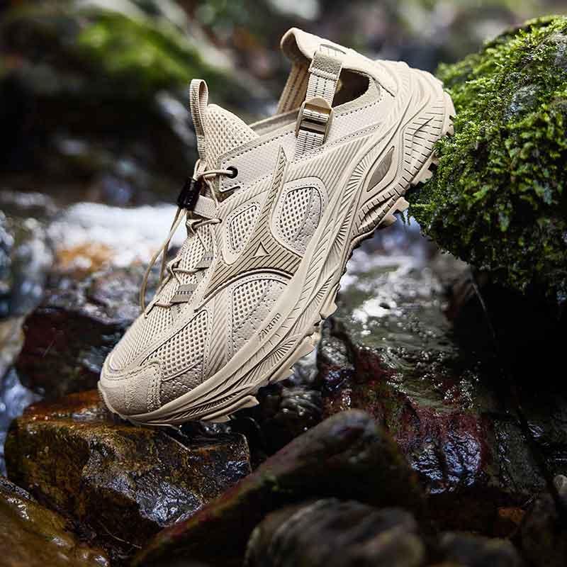 トレイルランニングシューズ 山岳縦走メッシュレディース軽量トレイルランニングシューズ