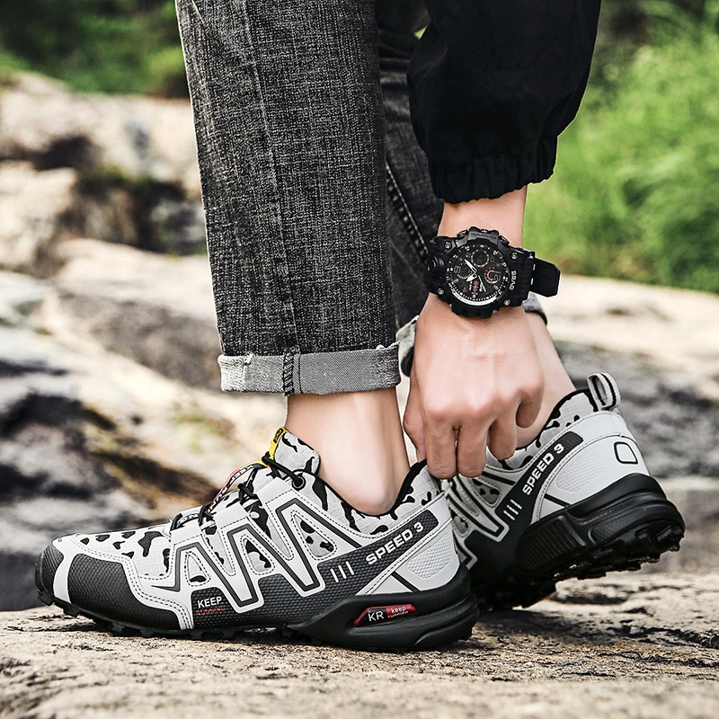 https://fulmo-img-server.com/trail-shoes/f12b9b8d-8d54-42bb-b090-92044244cd87.jpg